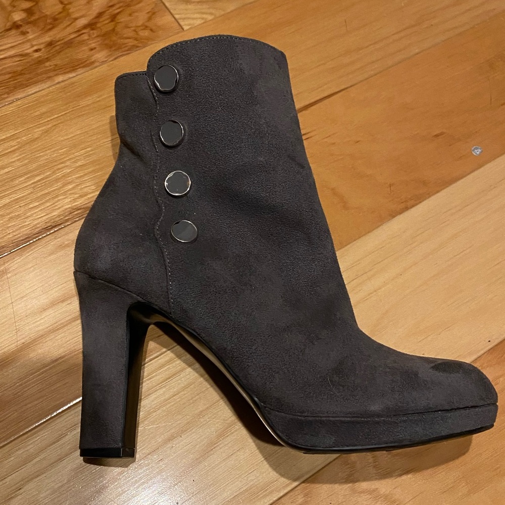 Impo Odelina boots 8.5-worn once